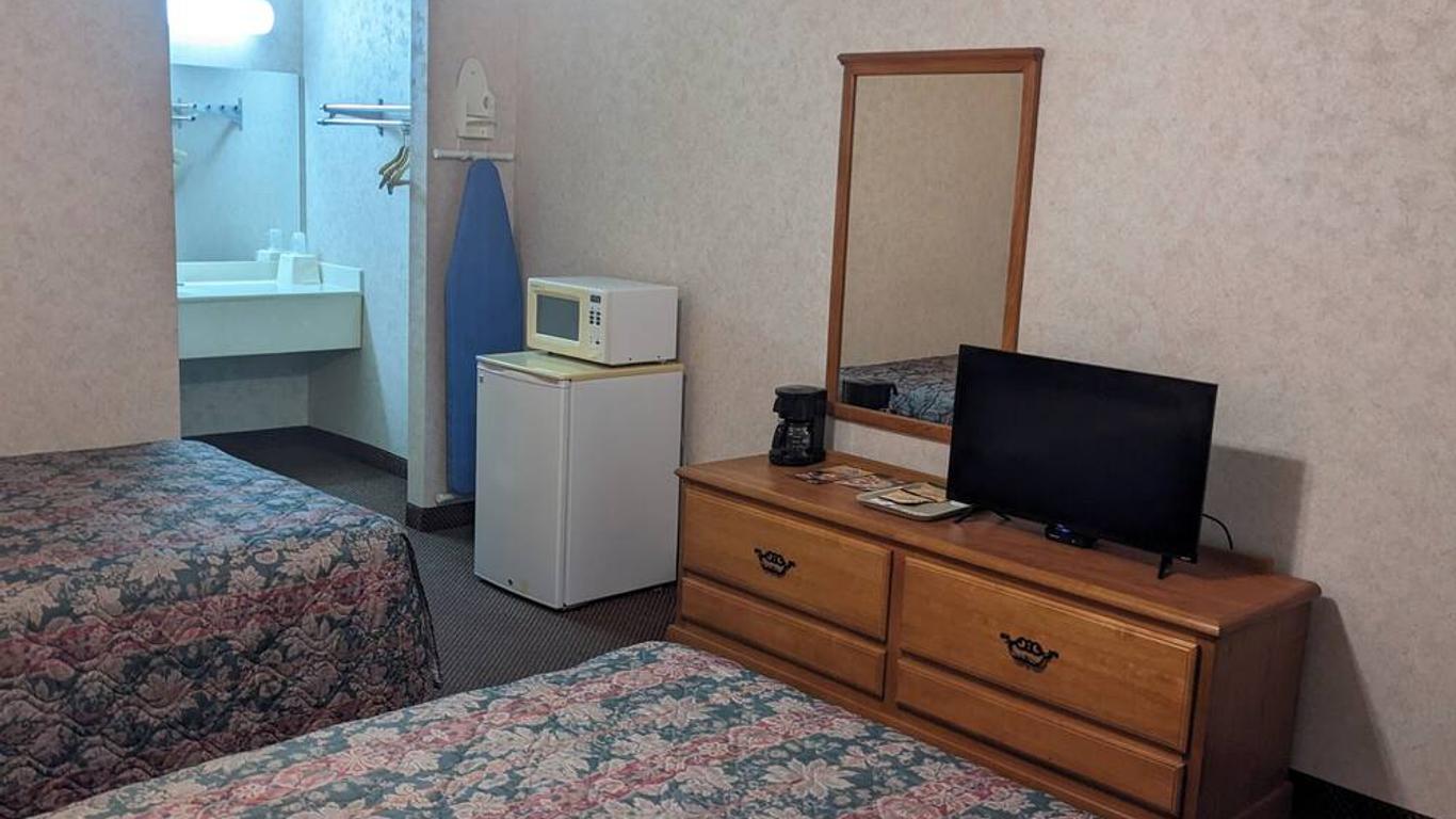 Deerfield Inn & Suites