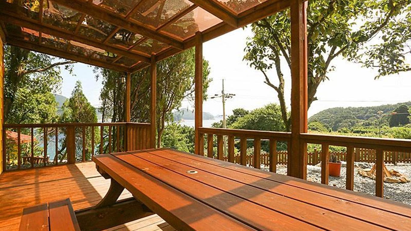 Geojedo Hana Pension