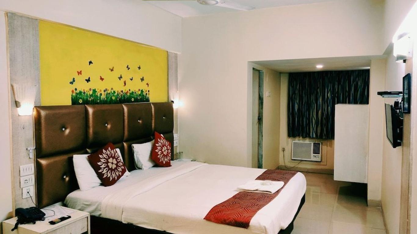 Hotel Vashi Inn