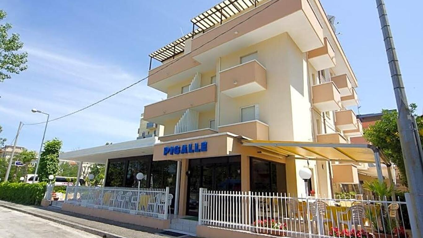Hotel Pigalle