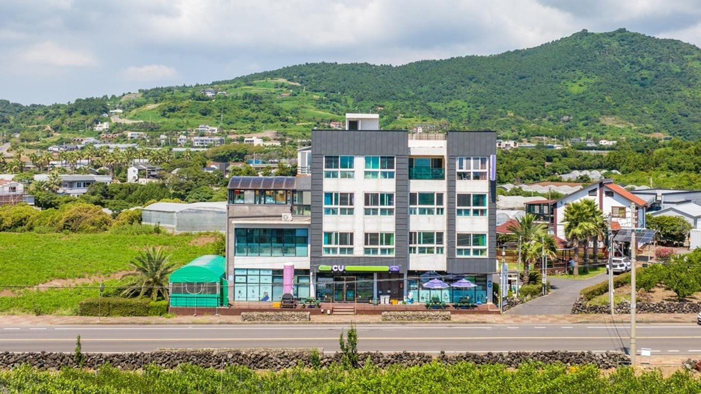 Jeju Amantov Pension