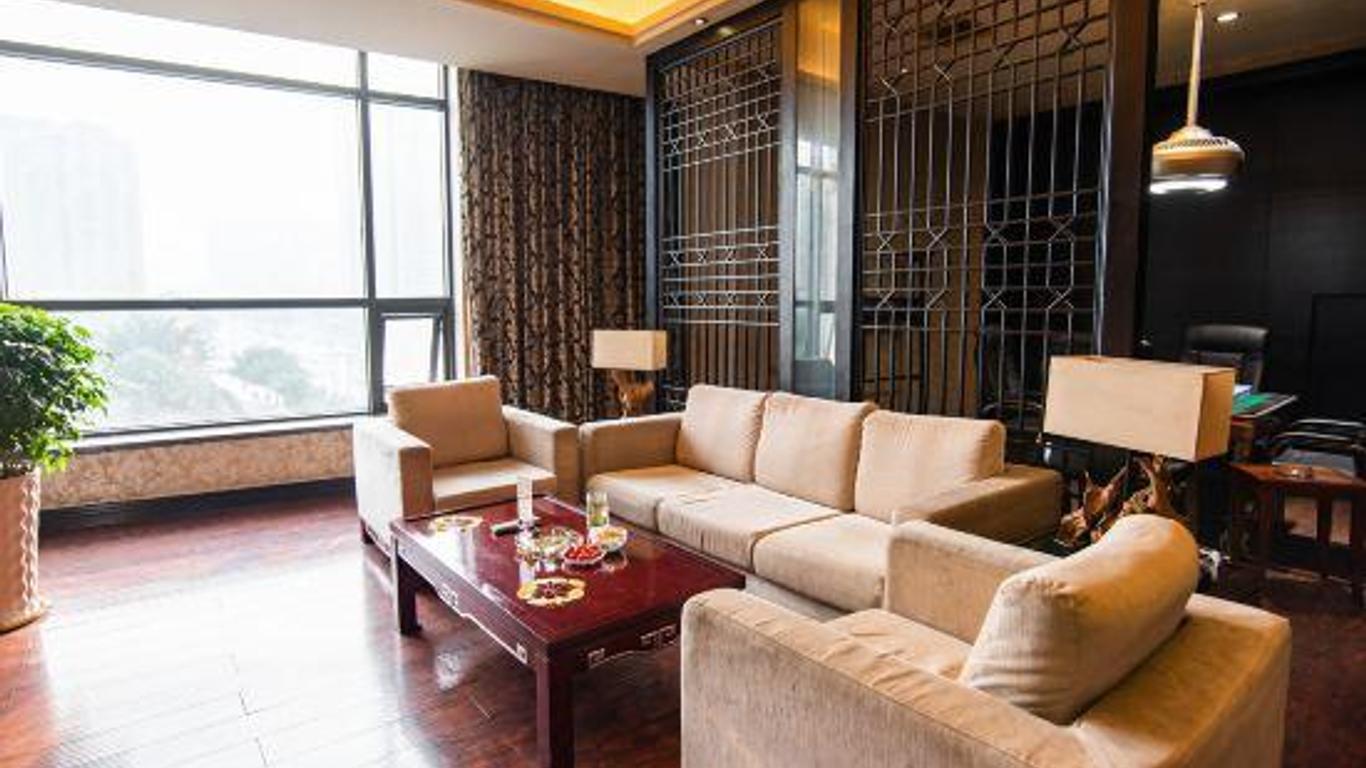 Phoenix International Hotel
