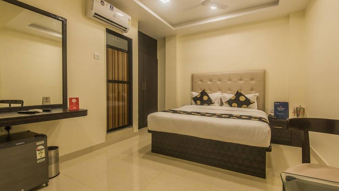 OYO 10005 Borivali
