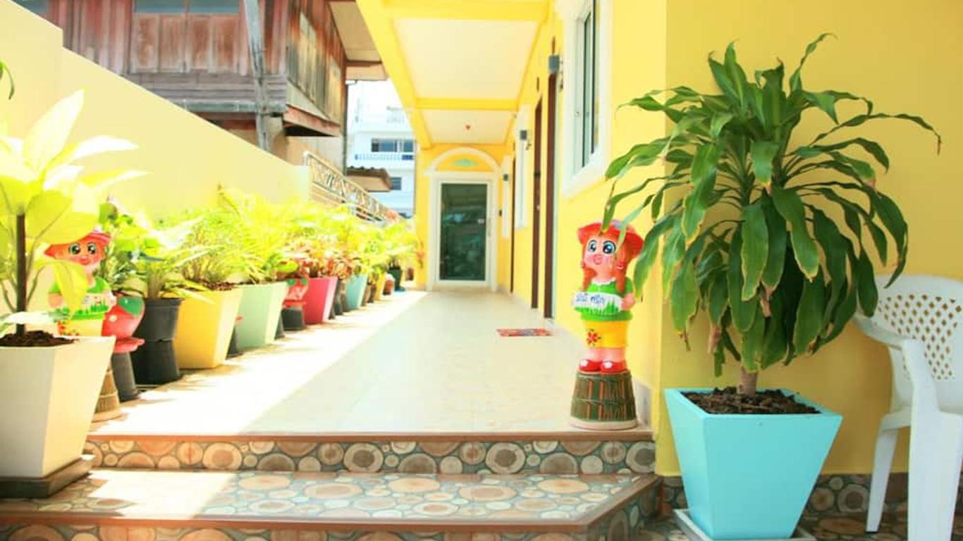 Perm Poon Sup Apartment