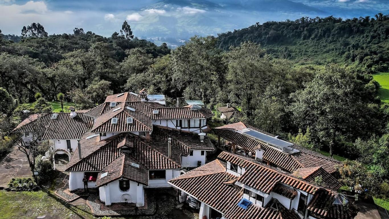 Sierra Alisos Hotel de Campo