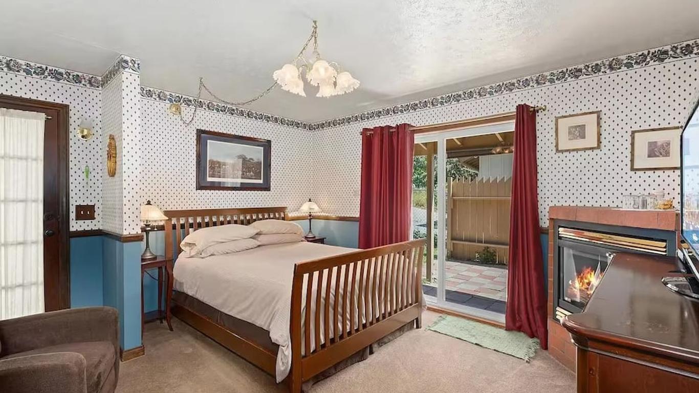 Eaglenest Inn With Pool & Spa