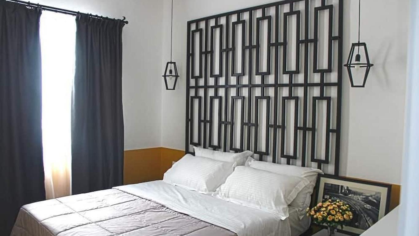 Hotel Antigone