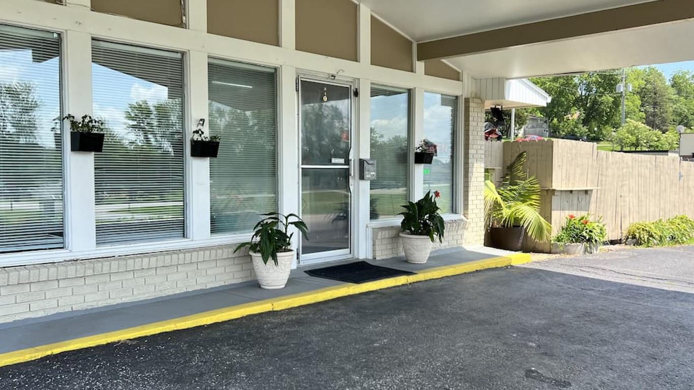 Capri Motel