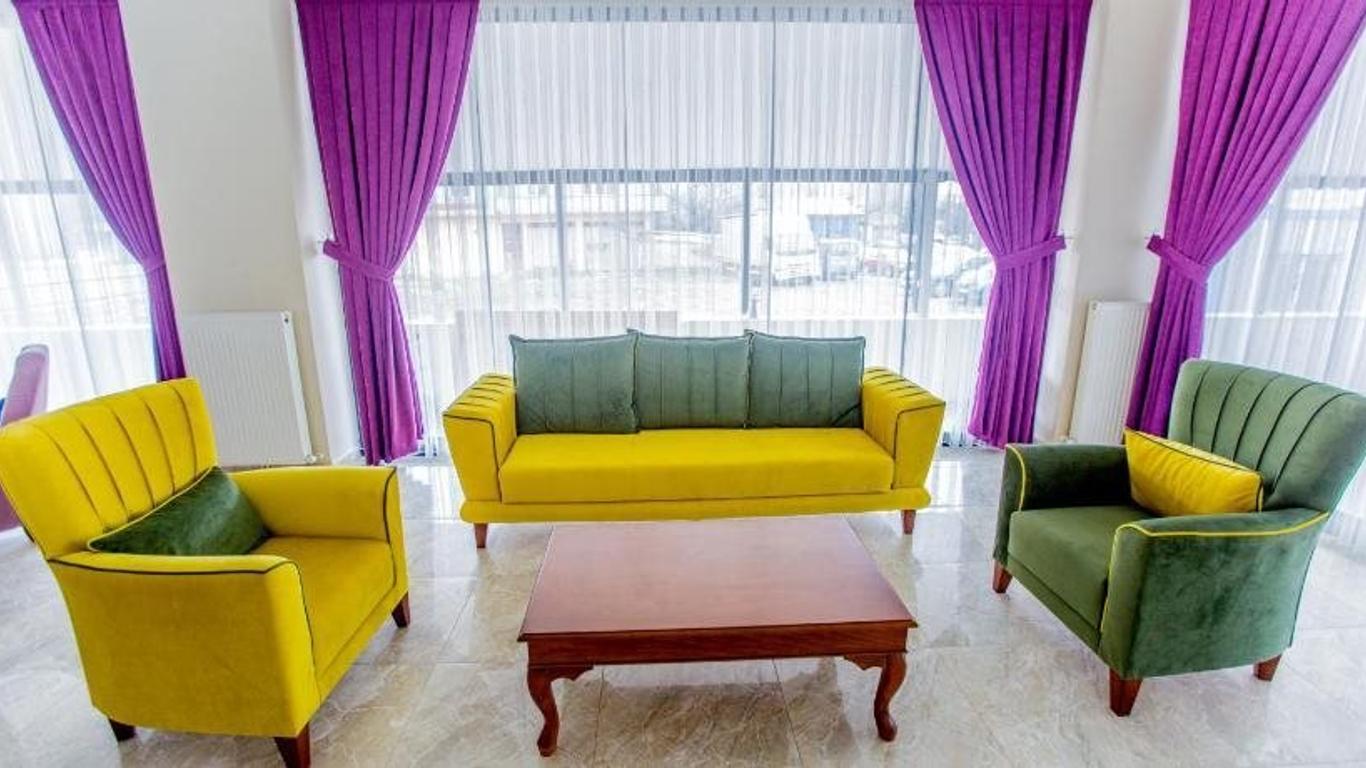 Rosso Hotel