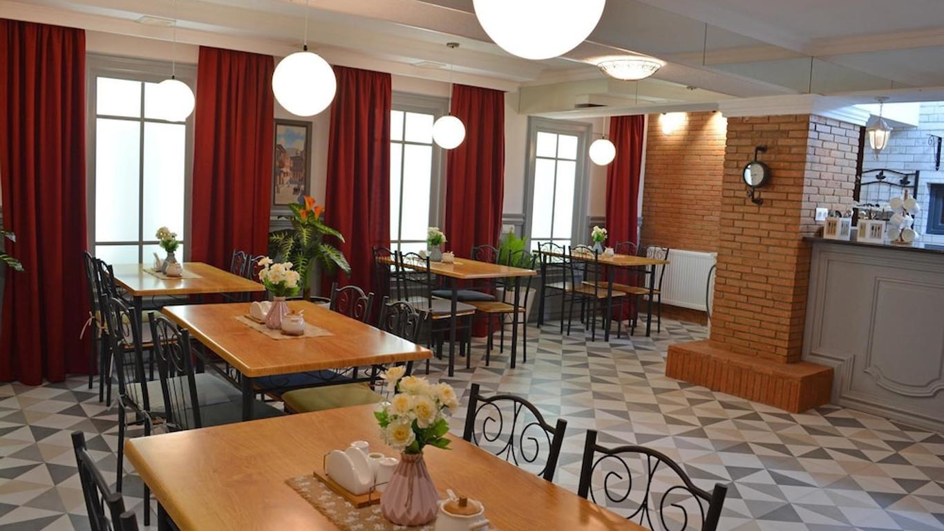 Nicolas Boutique Hotel