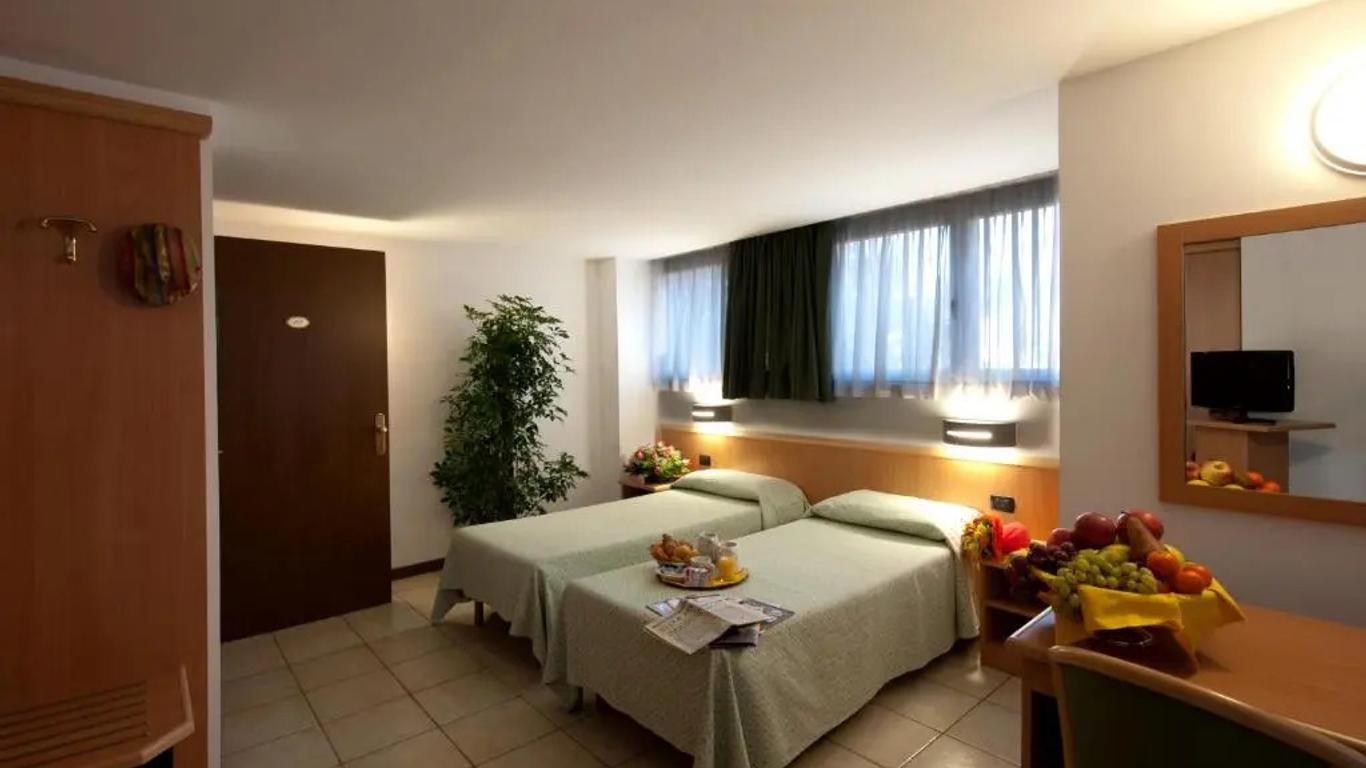 Hotel Roma
