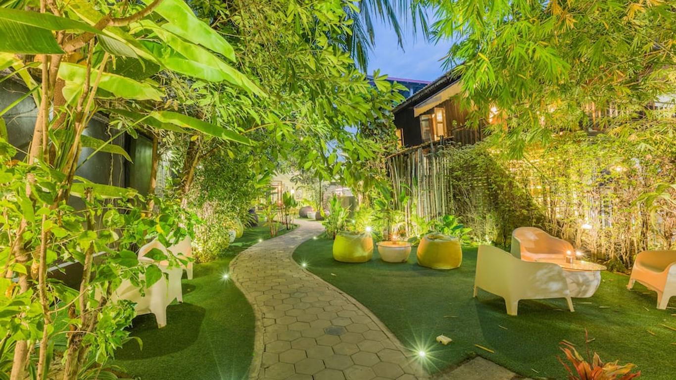 Ashia Hotel & Lounge