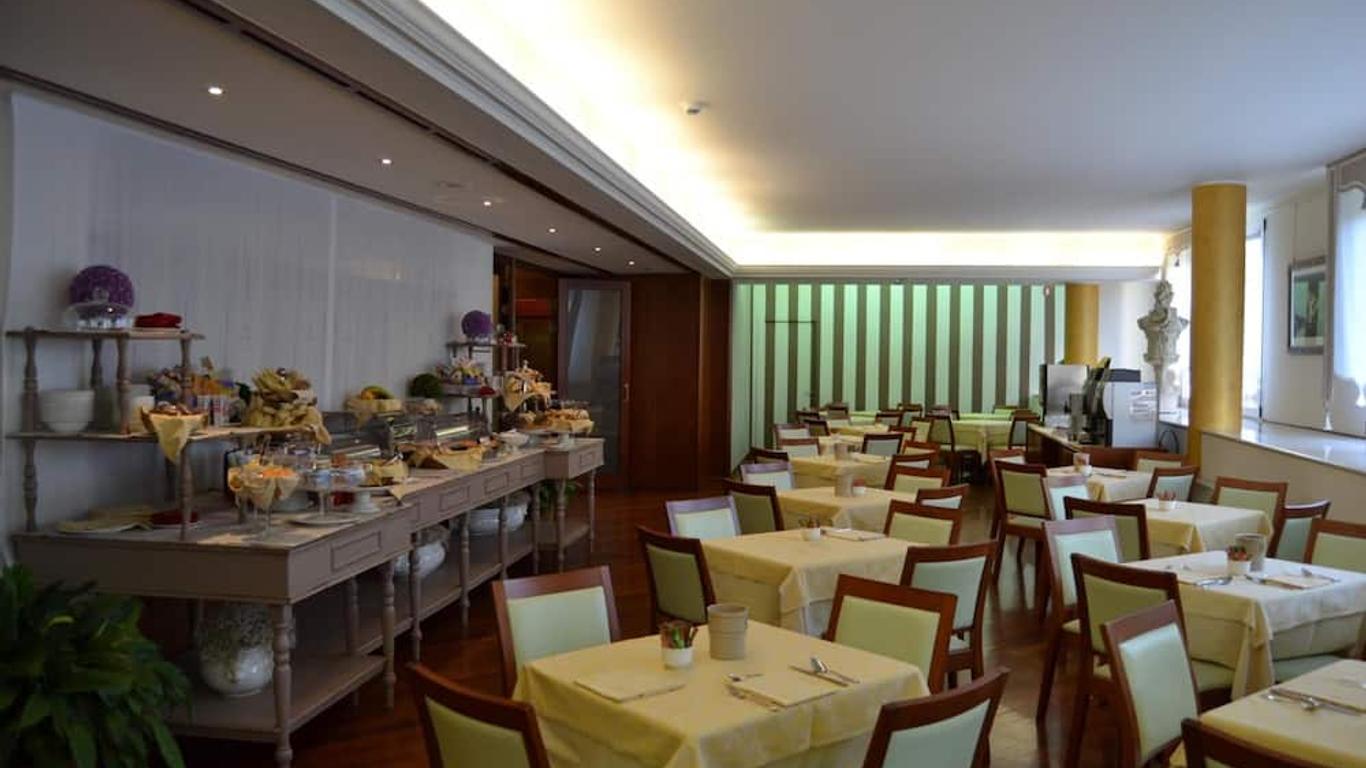 Hotel Due Leoni