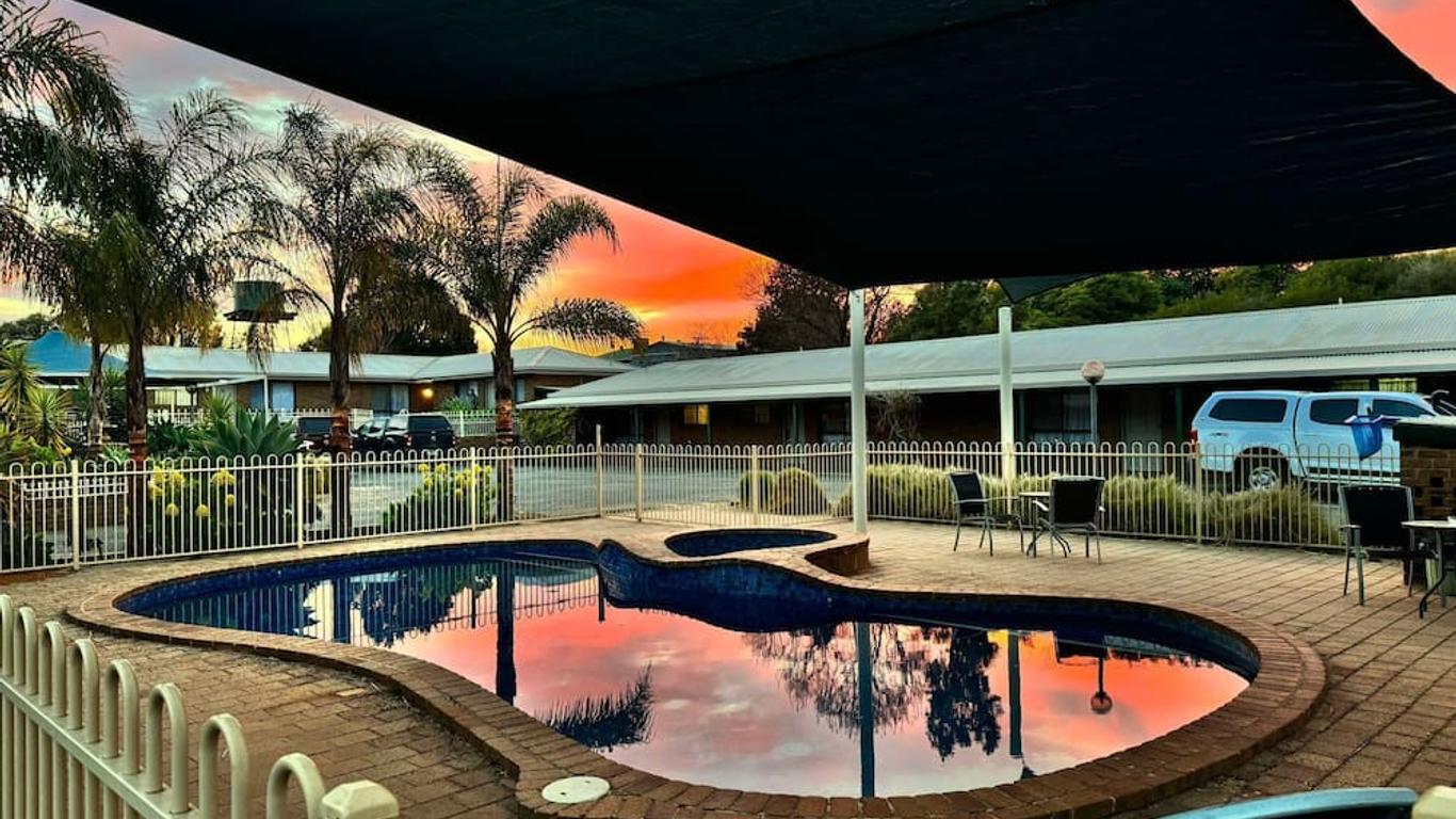 Tooleybuc Motel