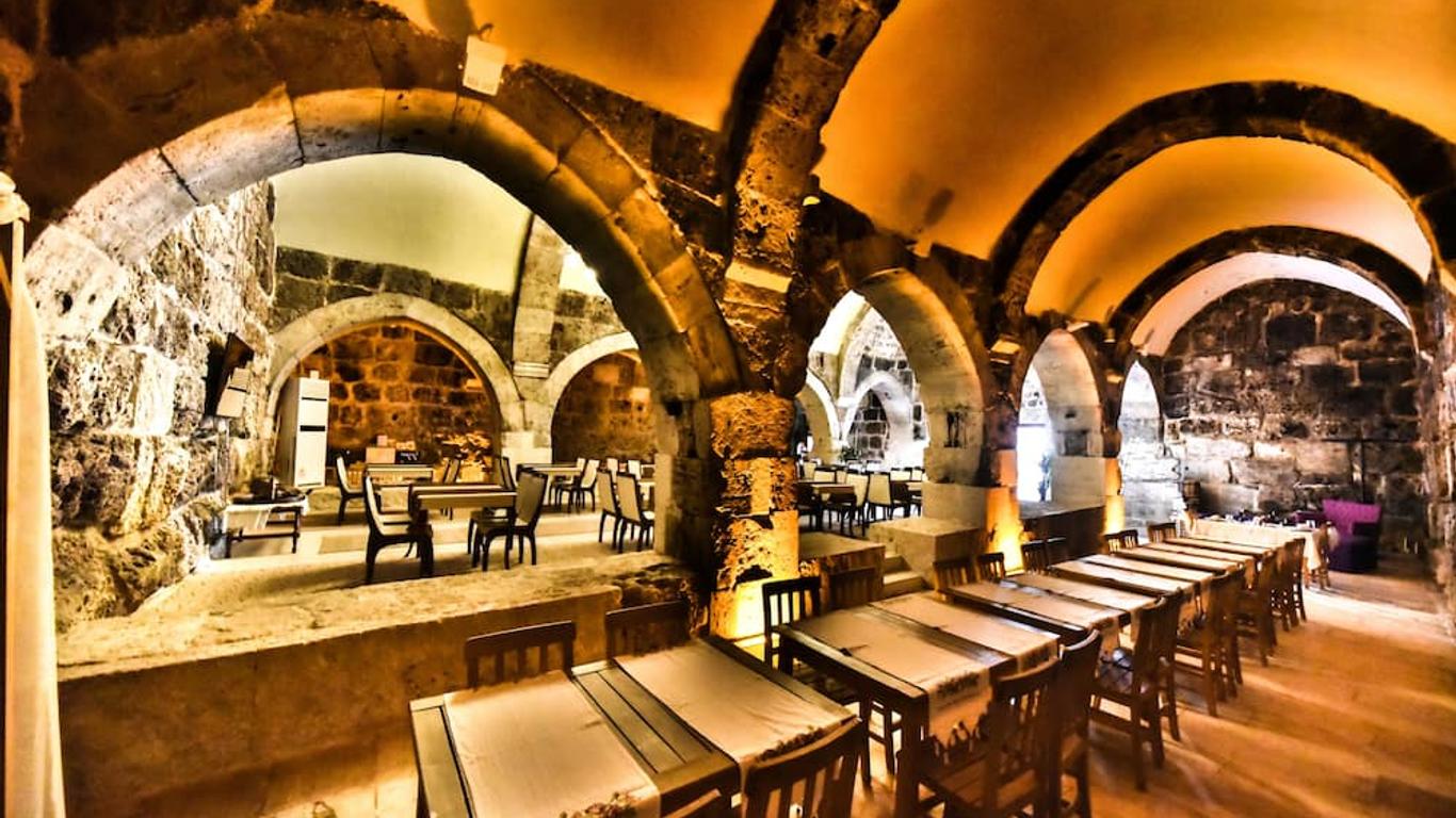 Akhan Kervansaray Hotel Restaurant