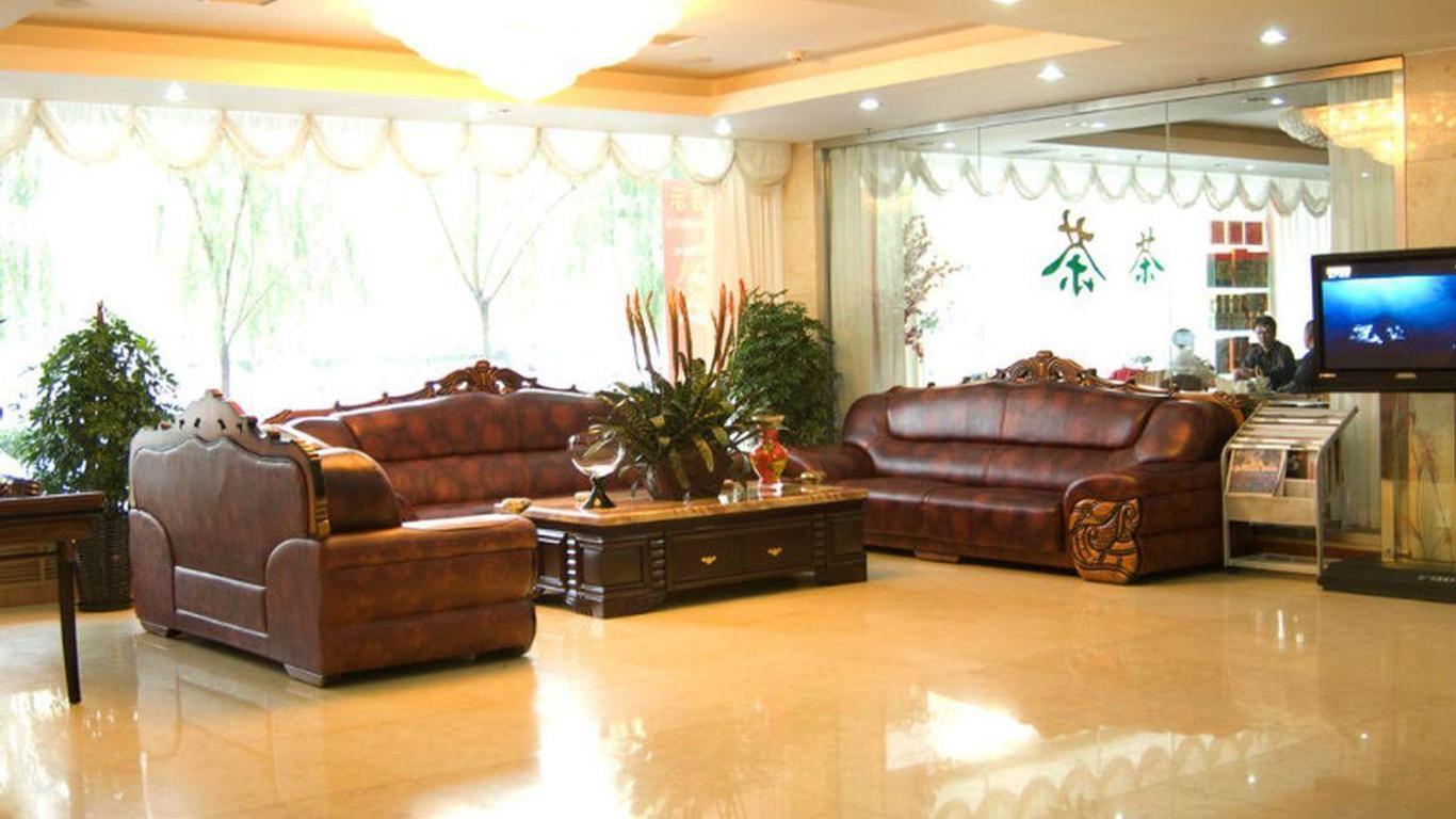 Longjian Du Business Hotel