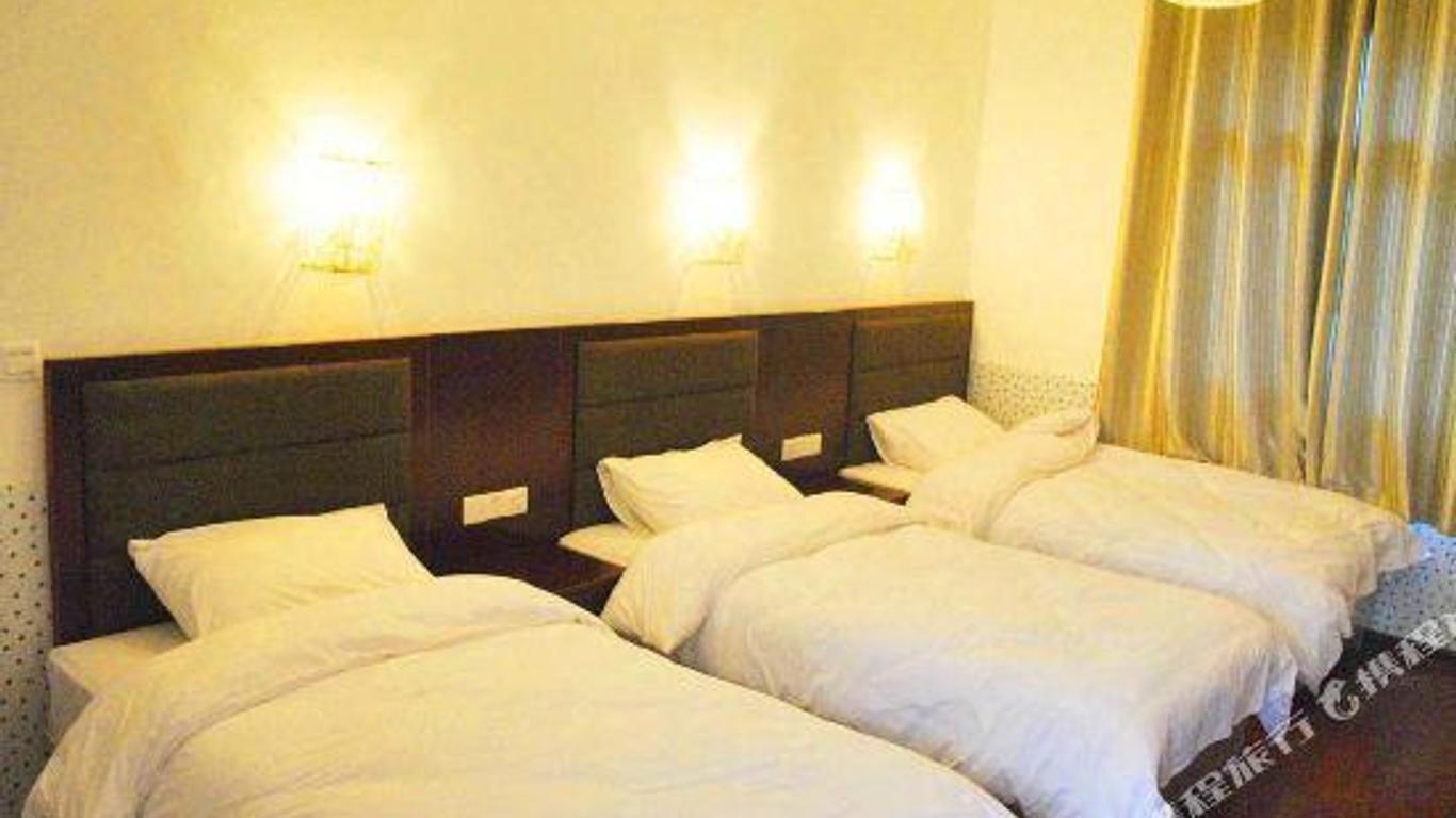 Ba Jie Youth Hostel