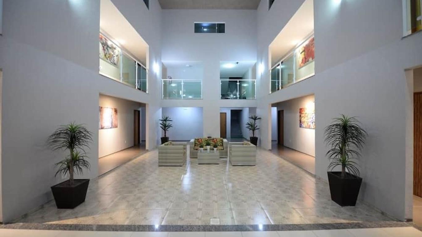 Hotel Leon