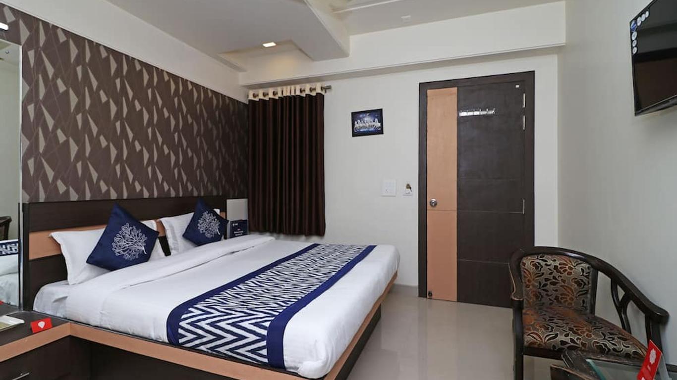 Hotel Tushar Residency