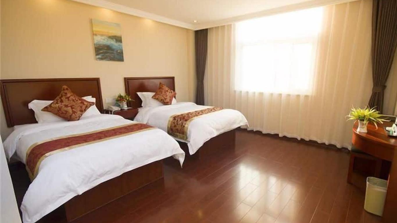 Greentree Inn Qinhuangdao Railway Station Square Express Hotel