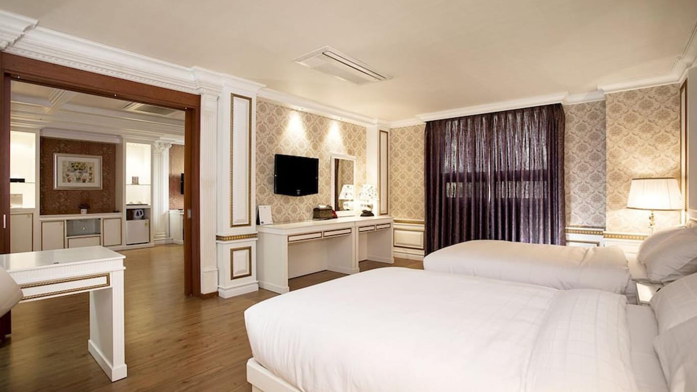 Hotel Prado