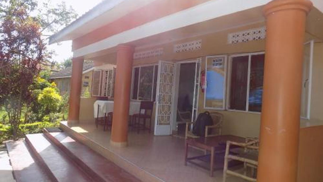 Livani Beach Motel