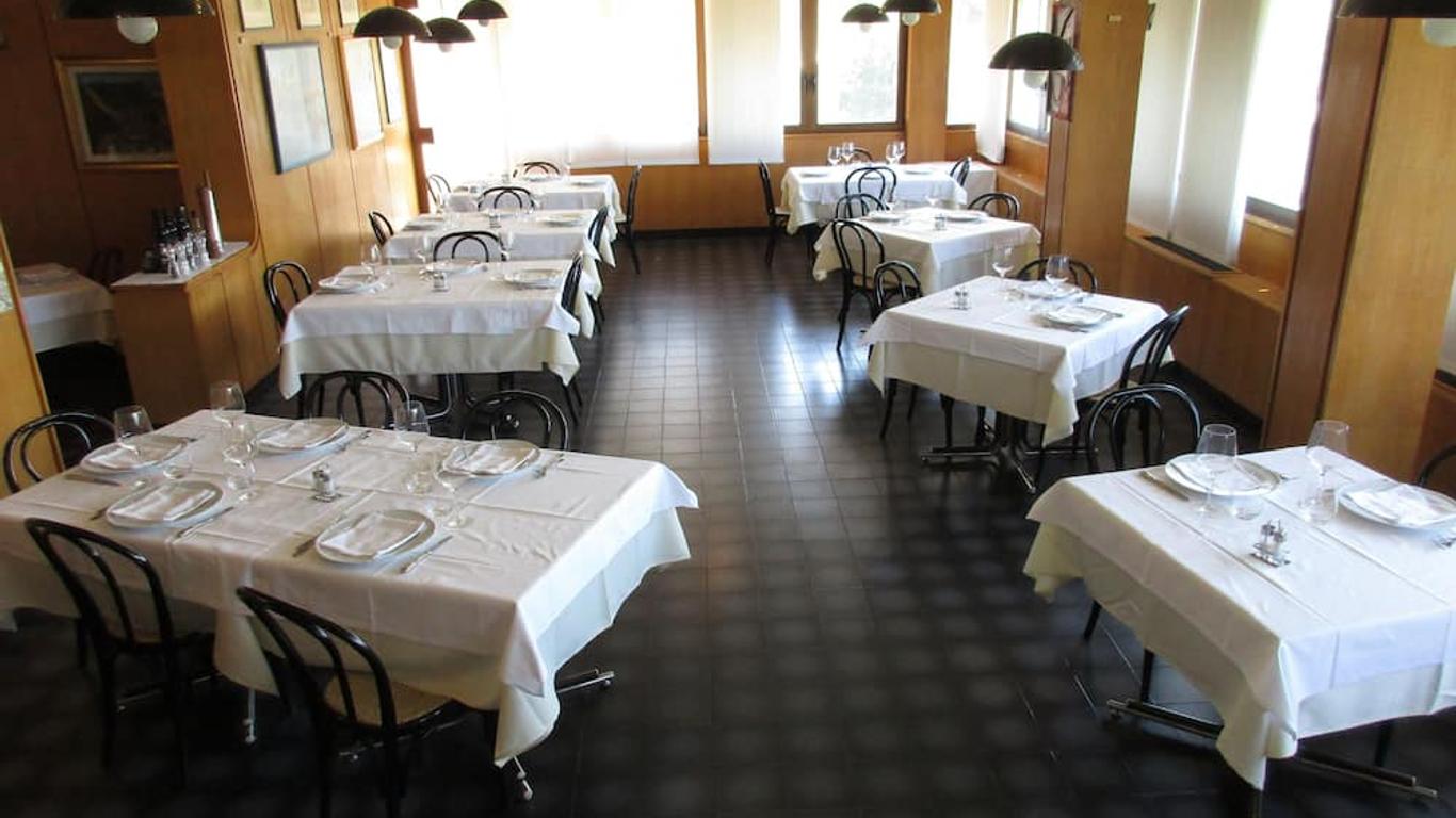 Hotel Ristorante Tre Galletti