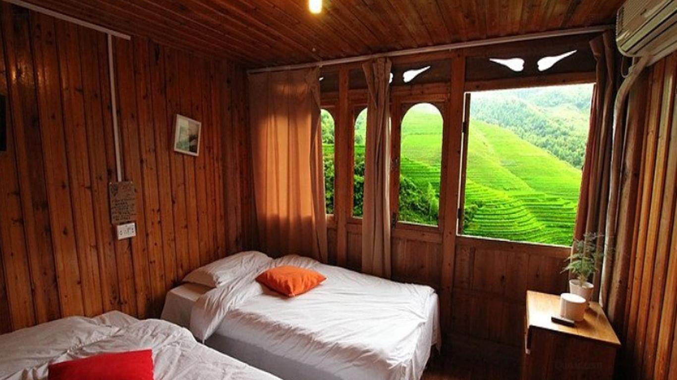 Dragon's Den Hostel in Rice Terraces