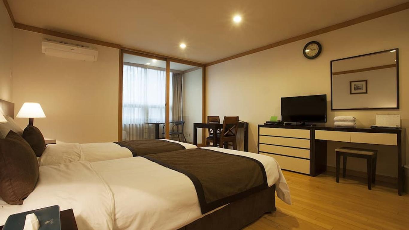 Paradise Bound Hotel & Resort