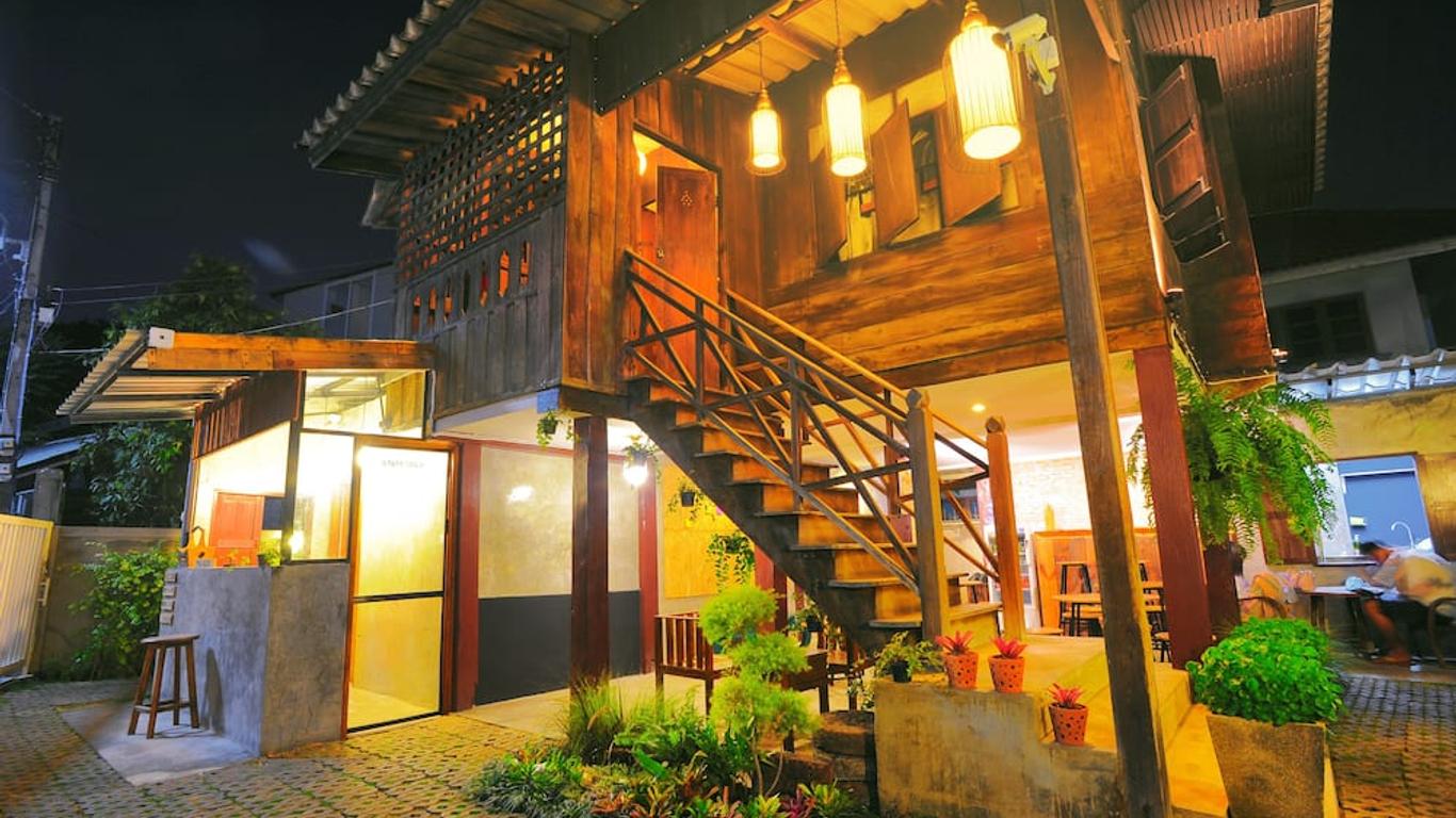 Manon Hostel