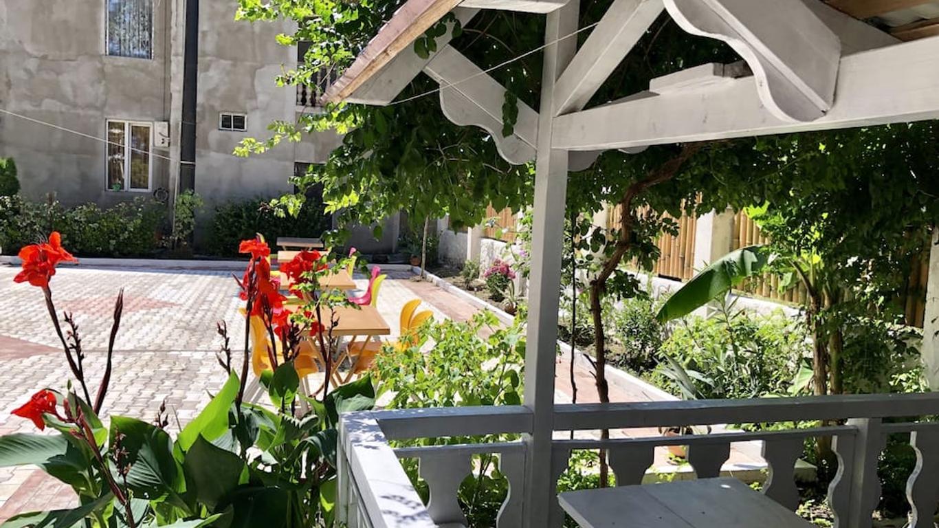 Hotel Ritsa