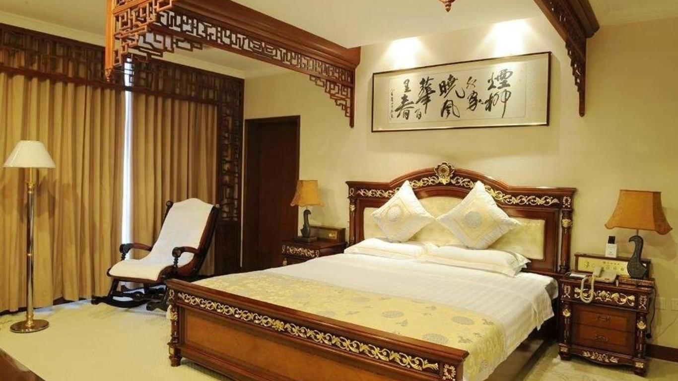 Great Wall Hotel