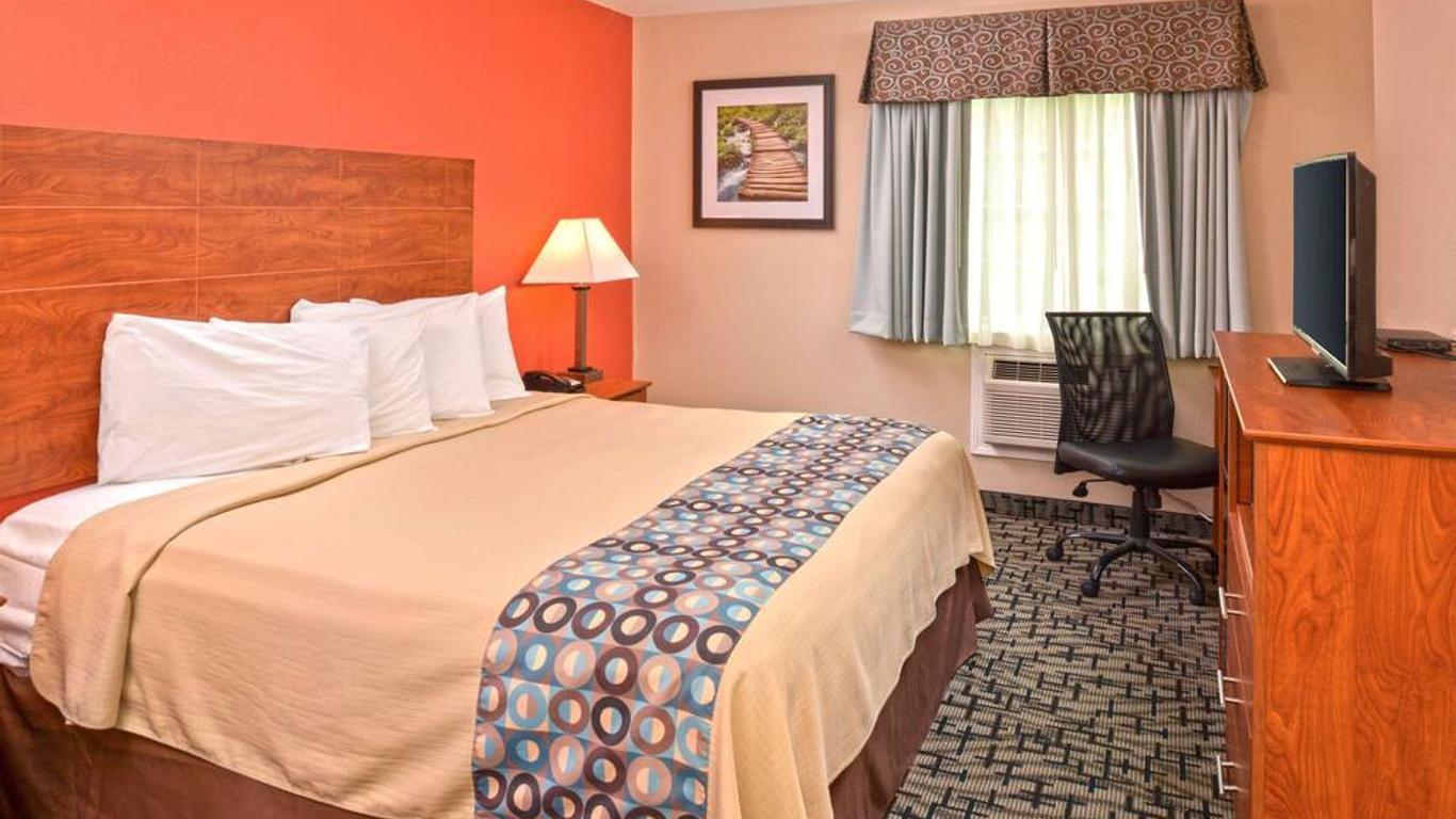 Motel 6 Putnam, CT