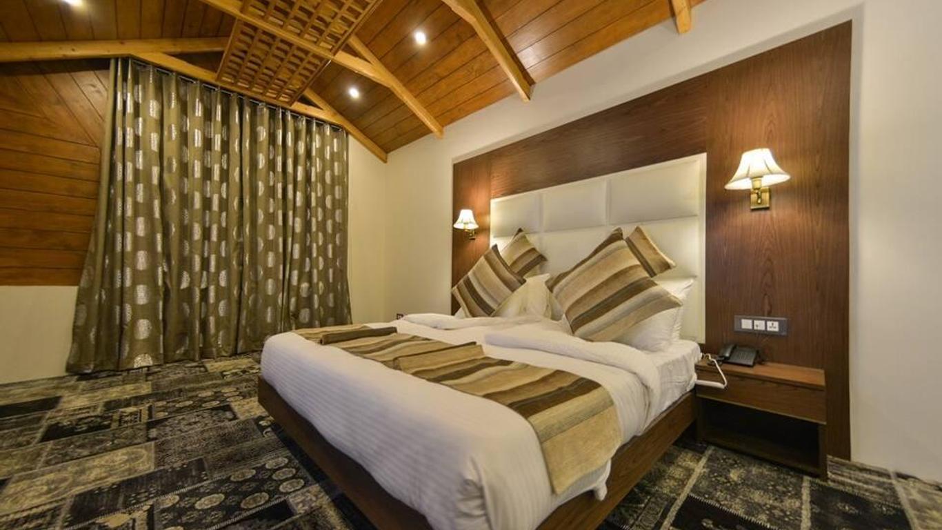 Hotel Royal Heritage, Srinagar