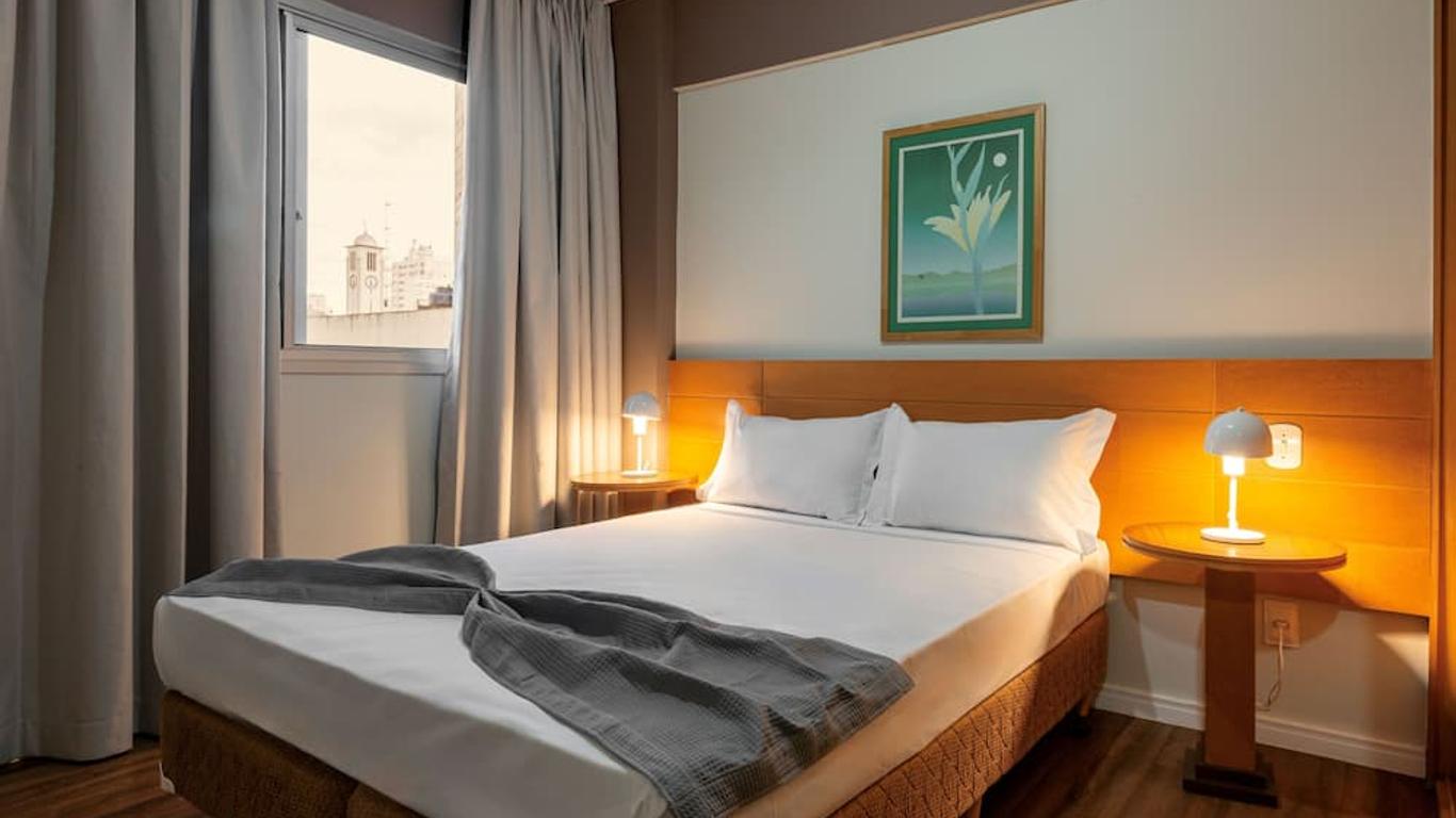 Lym Flat Hotel