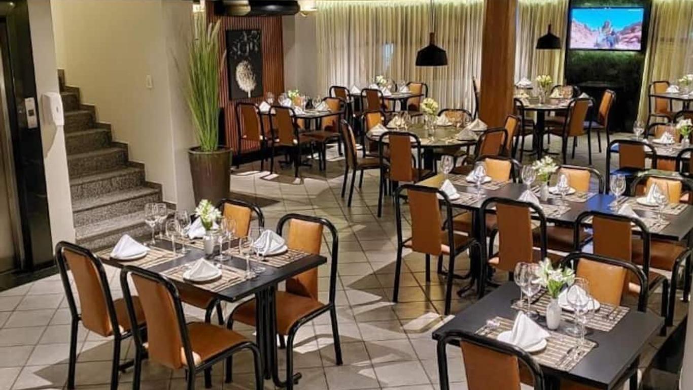Lord Plaza Hotel