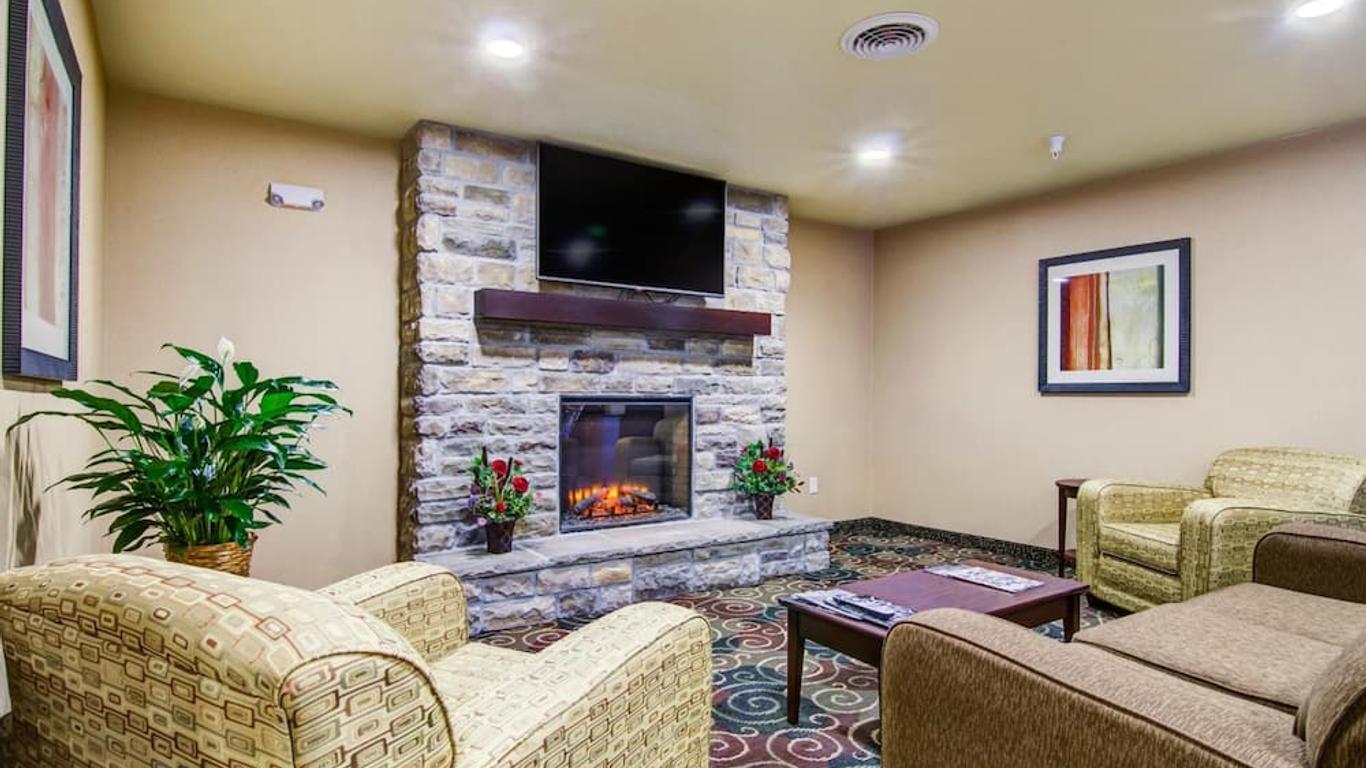 Castle Rock Inn & Suites - Quinter