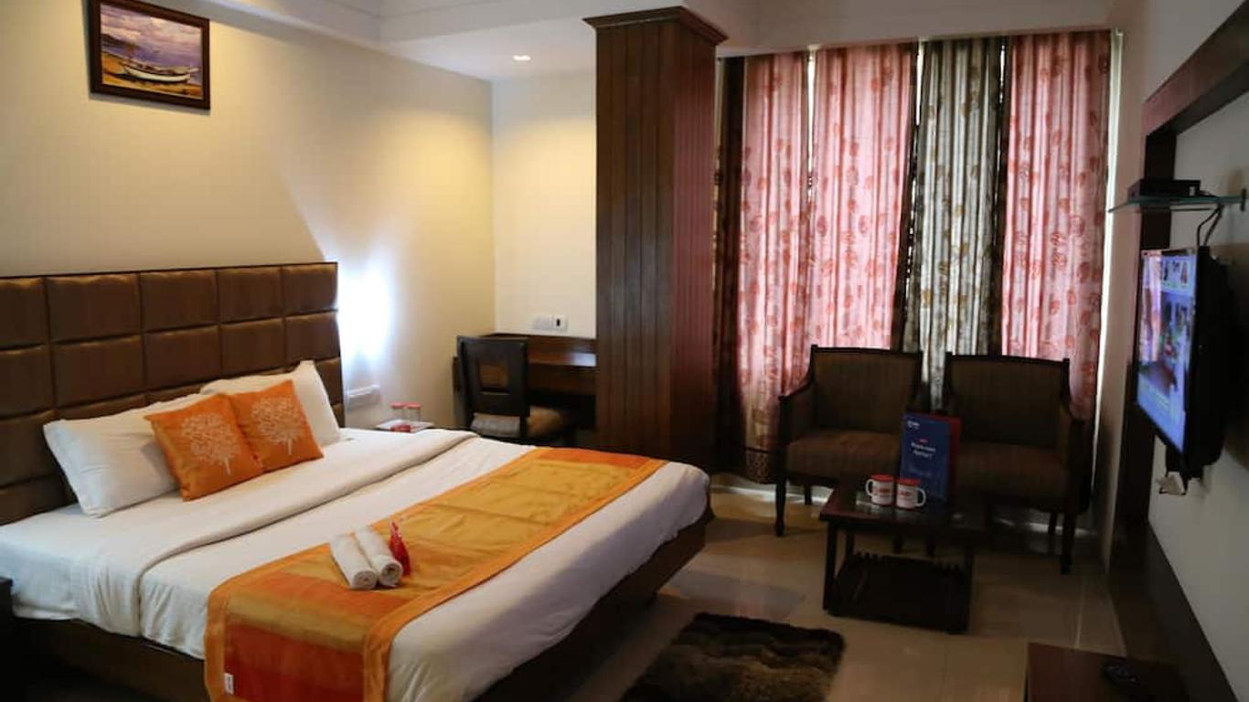 OYO 1423 Hotel Monerio
