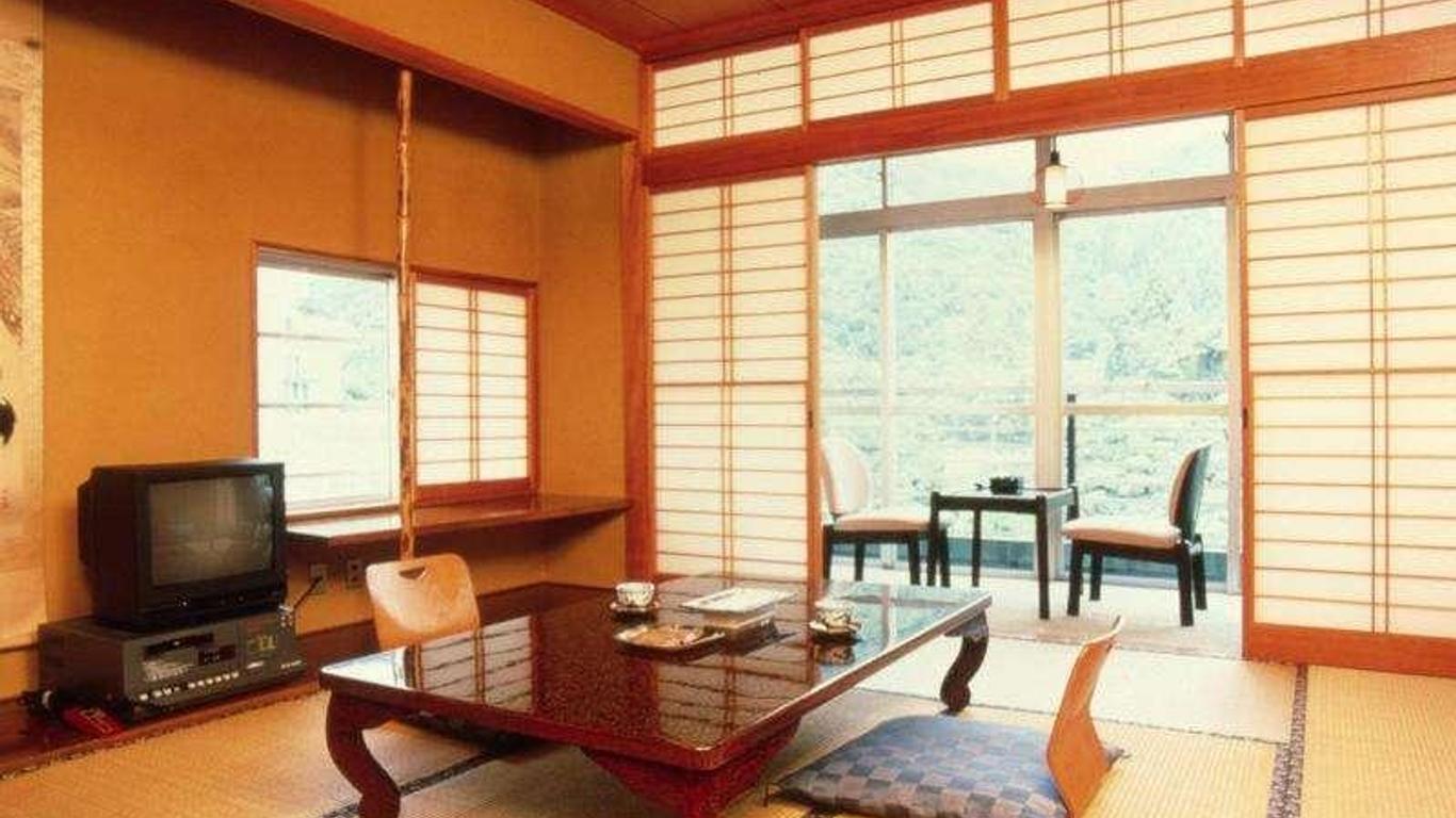 Izumiya Ryokan