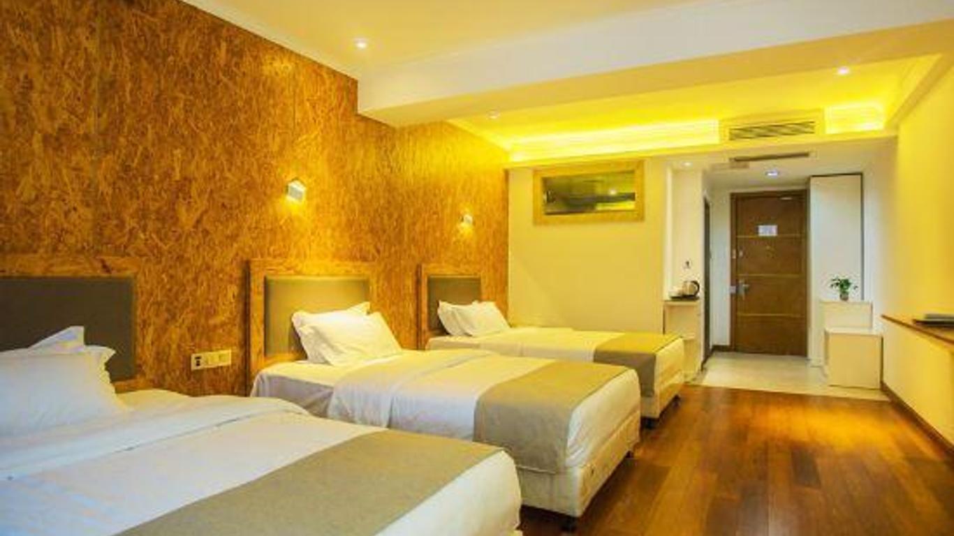 Yilan Hotel