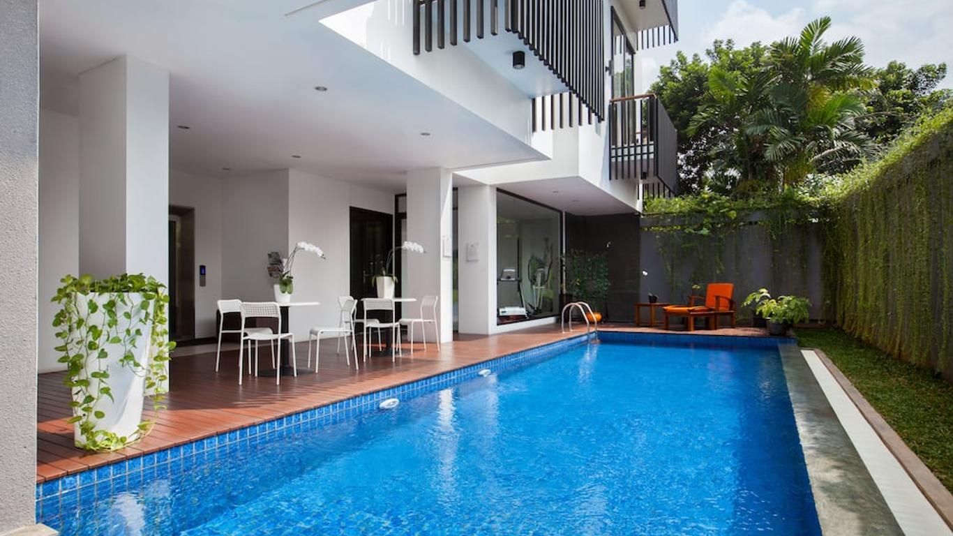 White Tree Residence