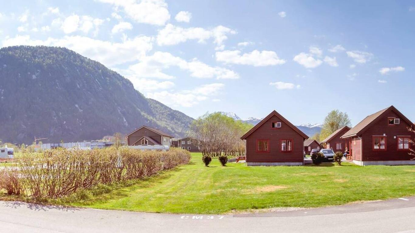 Førde Gjestehus og Camping
