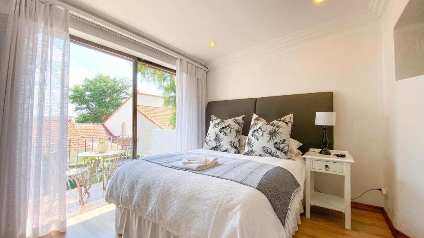 Tcs on Lynnwood Guesthouse