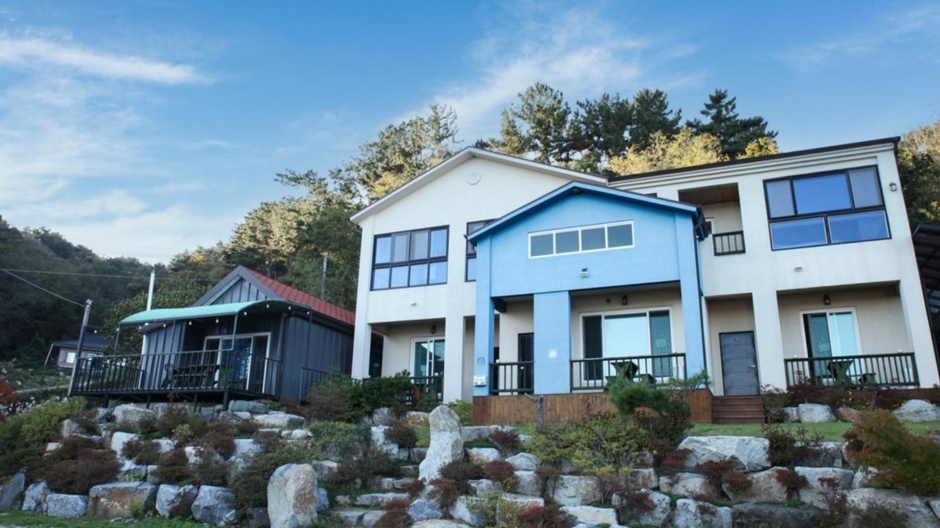 Samcheok Donghae Pension
