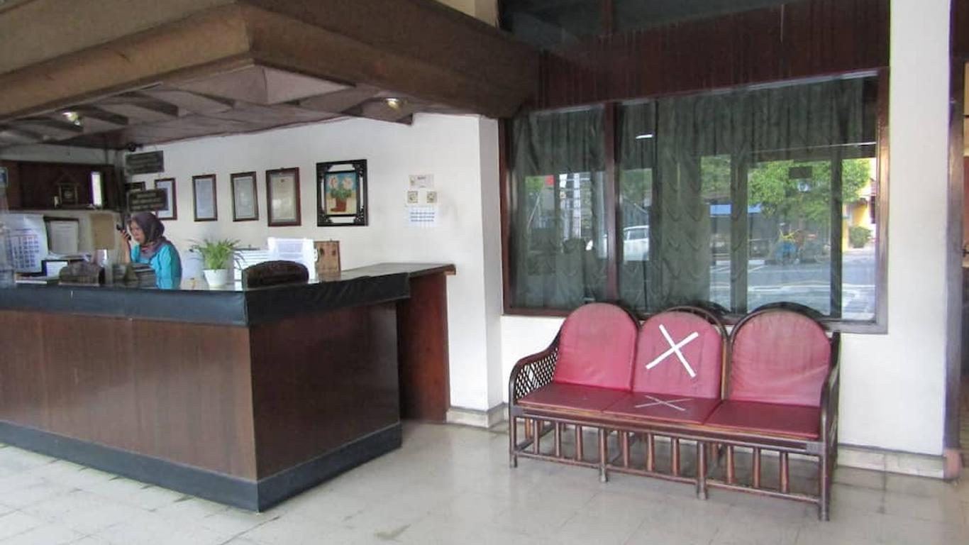 Hotel Bakti
