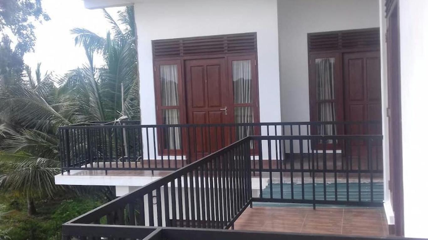 Padmasiri Holiday Resort