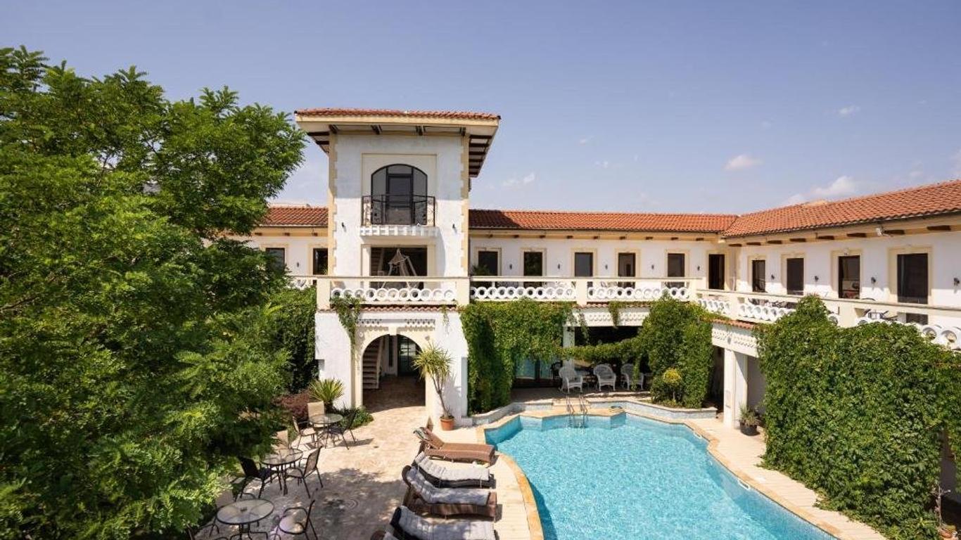Villa Pontica