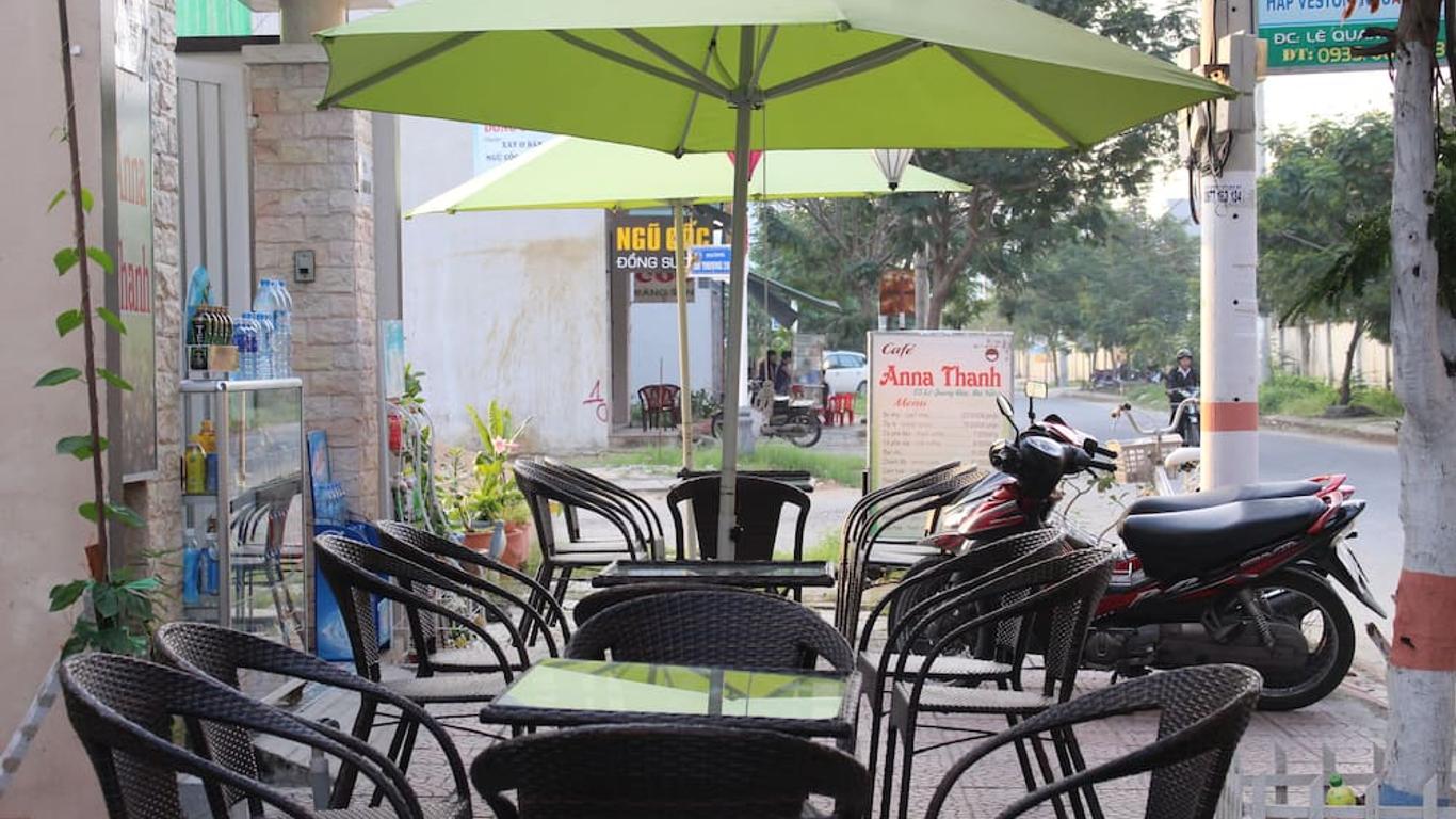 Glocal Beachside Hostel