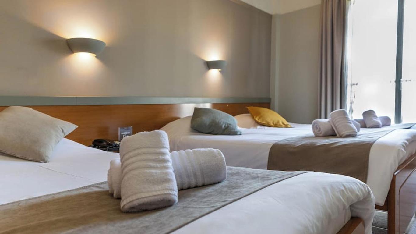 Anesis Hotel