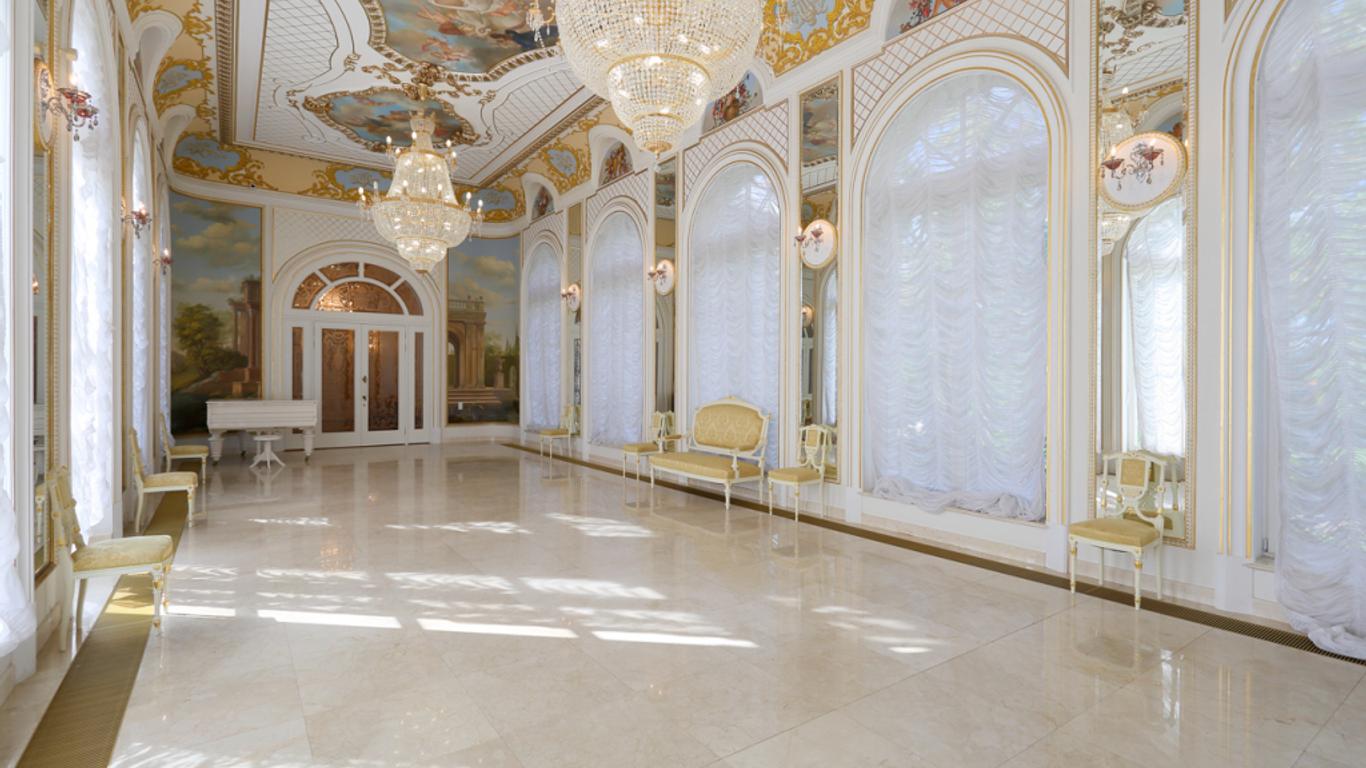 Palace Yelizavetino